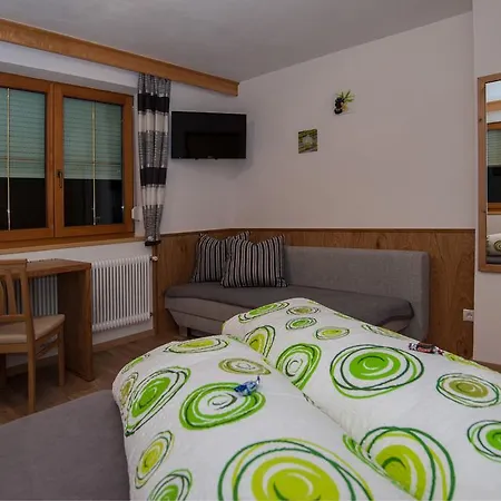 Julia * Kappl (Landeck)