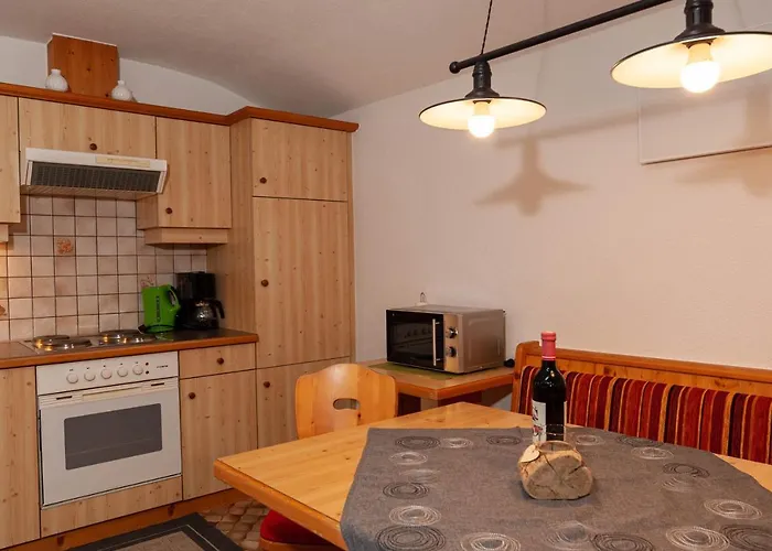 أبارت جوليا * كابل