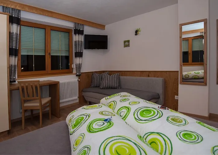 أبارت جوليا * كابل